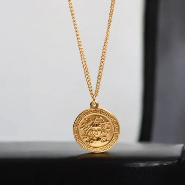 Collar Medusa 18k