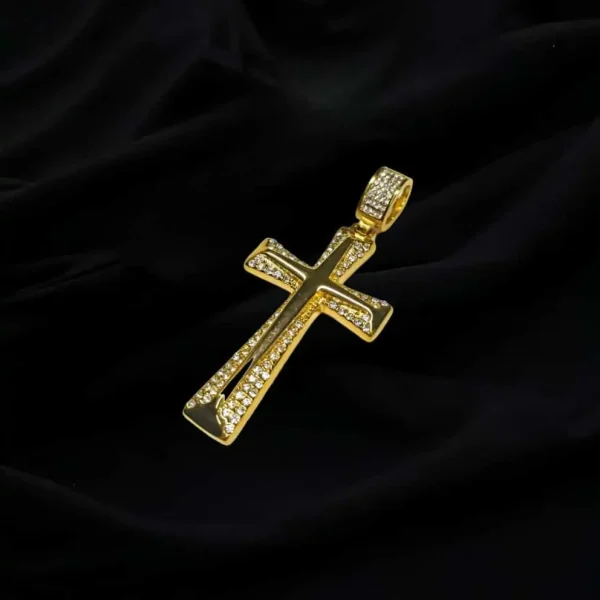 Colgante de cruz 18k